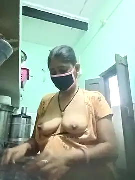 Cute-Charvii online show from March 10, 1:20 am