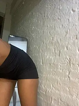 21shazzy online show from February 25, 4:12 am