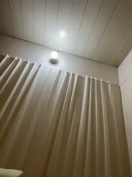 AZ37866 online show from March 28, 3:40 am