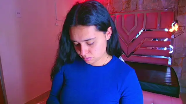 Snapshot of lorem_adams chatting on November 19, 11:21 am lorem adams online show from November 19, 11:21 am