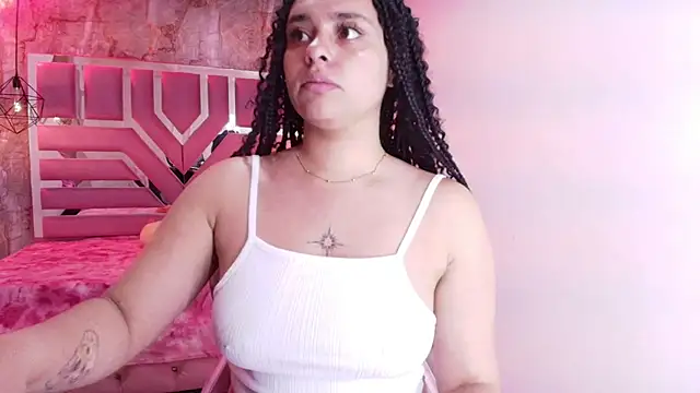 Snapshot of lorem_adams chatting on October 29, 12:04 pm lorem adams online show from October 29, 12:04 pm