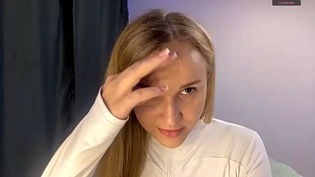 TanekaBoitel online show from October 16, 10:12 am