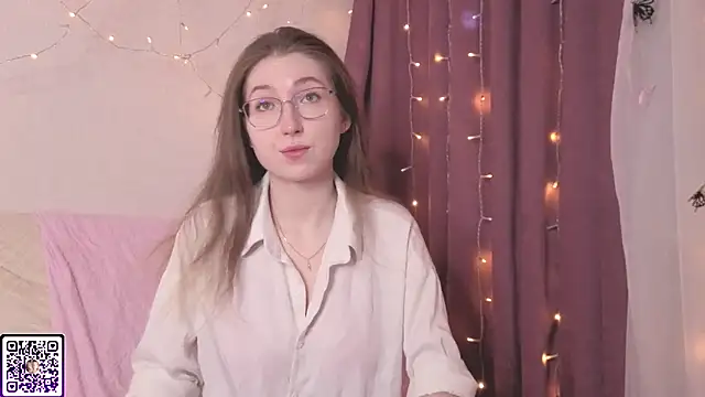 DaliaRadtke online show from April 15, 7:29 pm