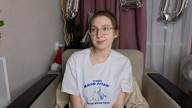 DaliaRadtke online show from March 1, 7:14 pm