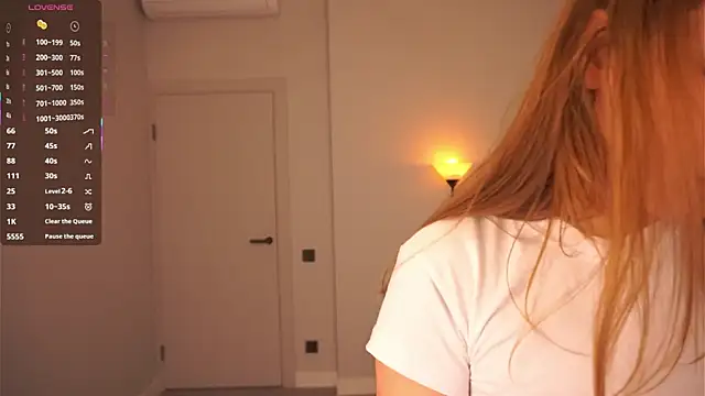 AdrianaCoenen online show from October 9, 6:52 pm