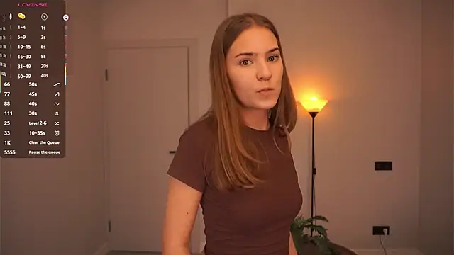 AdrianaCoenen online show from October 5, 5:47 pm