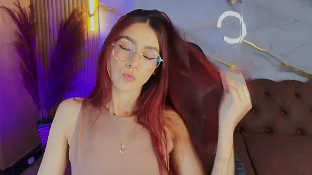 mia tf online show from October 6, 1:23 pm