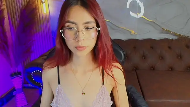 mia tf online show from November 8, 2:09 pm