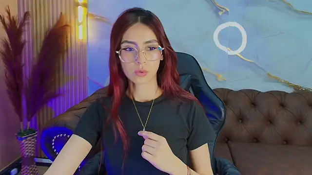 mia tf online show from October 3, 1:34 pm