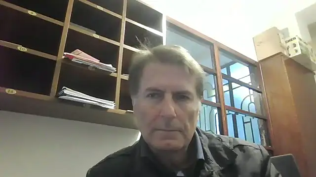 Snapshot of sayeaprayer65 chatting on October 13, 9:33 am sayeaprayer65 online show from October 13, 9:33 am
