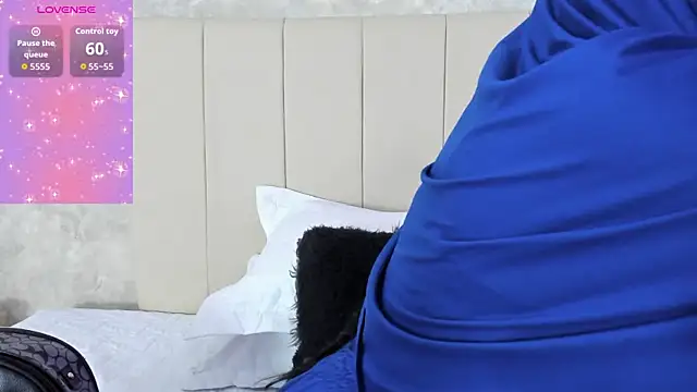 Snapshot of Daksha_a chatting on November 25, 6:41 pm Daksha a online show from November 25, 6:41 pm