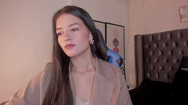 Snapshot of HaathorX chatting on December 2, 4:19 pm HaathorX online show from December 2, 4:19 pm