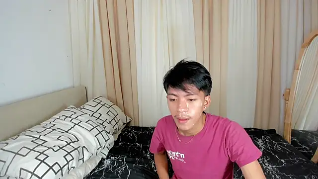 Snapshot of jayxxxlovescock chatting on October 20, 8:48 am jayxxxlovescock online show from October 20, 8:48 am