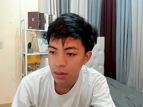 jayxxxlovescock online show from April 8, 8:43 pm