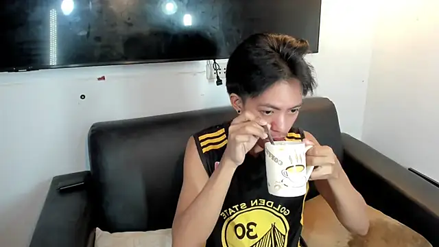 Snapshot of jayxxxlovescock chatting on November 3, 6:00 pm jayxxxlovescock online show from November 3, 6:00 pm