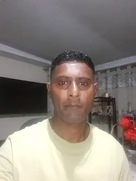 kingVibeX online show from November 16, 8:02 pm