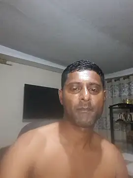 kingVibeX online show from October 25, 9:59 pm