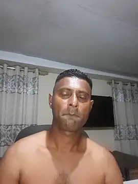 kingVibeX online show from December 4, 9:36 pm