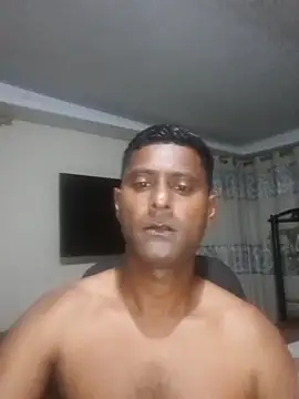 kingVibeX online show from November 30, 9:26 pm