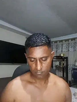 kingVibeX online show from October 31, 8:38 pm