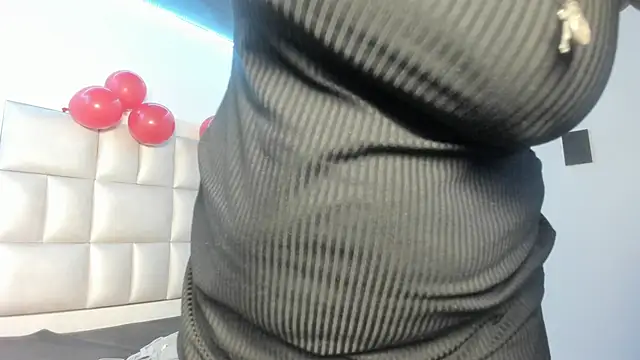 peyton  wat online show from May 26, 11:41 am