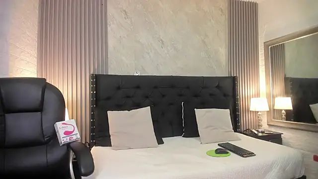 Snapshot of jessica__rabbit1 chatting on October 17, 7:26 pm jessica rabbit1 online show from October 17, 7:26 pm