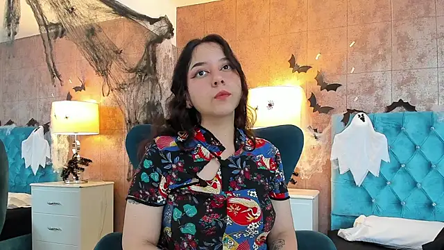 ChloeNoire online show from October 15, 4:11 am