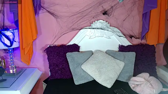 Snapshot of _IsabellaRousse chatting on November 2, 7:52 pm IsabellaRousse online show from November 2, 7:52 pm