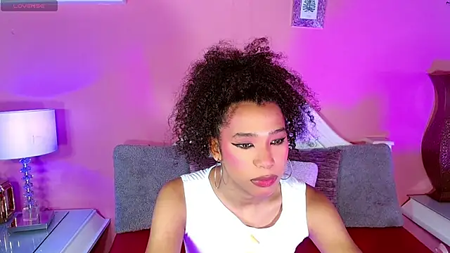 Snapshot of _IsabellaRousse chatting on November 21, 7:24 pm IsabellaRousse online show from November 21, 7:24 pm