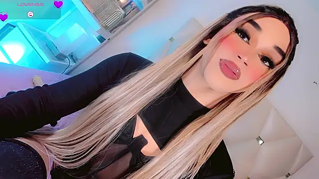 Snapshot of _IsabellaRousse chatting on February 2, 9:36 pm IsabellaRousse online show from February 2, 9:36 pm