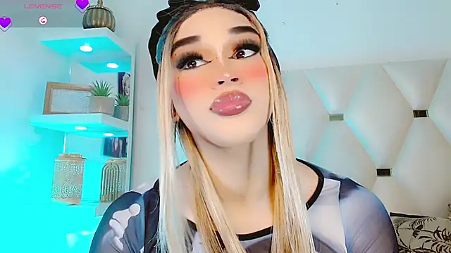 Snapshot of _IsabellaRousse chatting on January 31, 8:07 pm IsabellaRousse online show from January 31, 8:07 pm