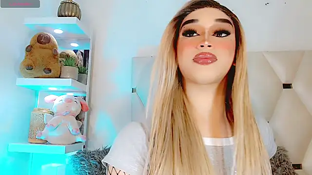 Snapshot of _IsabellaRousse chatting on February 3, 8:14 pm IsabellaRousse online show from February 3, 8:14 pm