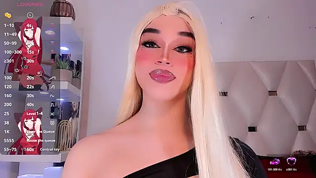 Snapshot of _IsabellaRousse chatting on January 13, 8:35 pm IsabellaRousse online show from January 13, 8:35 pm