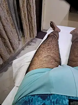 Snapshot of scotchnsoda chatting on February 25, 3:01 pm scotchnsoda online show from February 25, 3:01 pm