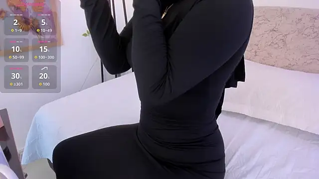 Snapshot of _Malak chatting on December 1, 3:02 pm Malak online show from December 1, 3:02 pm