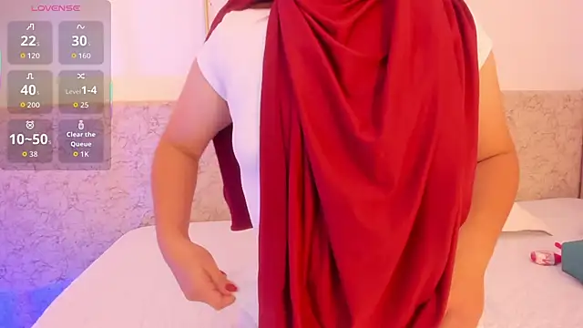 Snapshot of _Malak chatting on January 5, 6:44 pm Malak online show from January 5, 6:44 pm