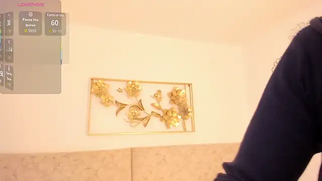 Snapshot of _Malak chatting on November 18, 6:33 pm Malak online show from November 18, 6:33 pm