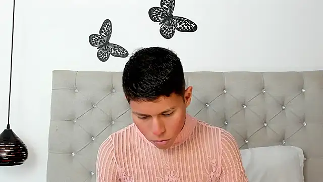 Snapshot of Little_liam chatting on October 7, 7:26 pm Little liam online show from October 7, 7:26 pm