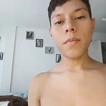 Little liam online show from November 11, 2:23 pm