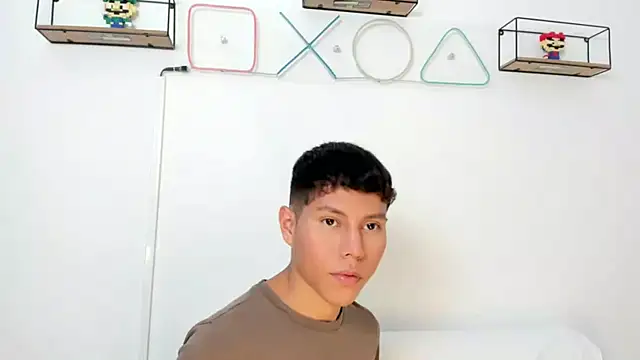 Little liam online show from November 29, 11:05 pm