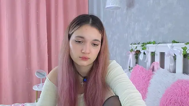 vivyboo111 online show from May 27, 9:33 pm