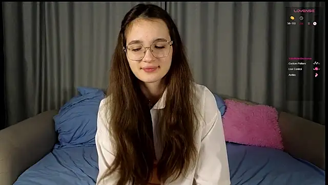 vivyboo111 online show from October 3, 6:53 pm