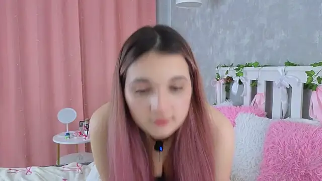 vivyboo111 online show from May 22, 9:24 pm