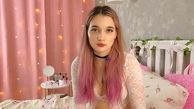 vivyboo111 online show from April 4, 9:32 pm