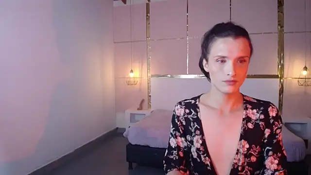 IsabelFernandez online show from October 5, 4:03 am