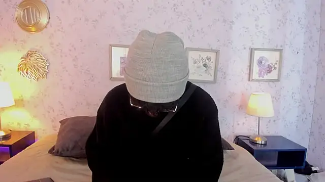 Snapshot of liam_twiink chatting on June 27, 7:09 pm liam twiink online show from June 27, 7:09 pm