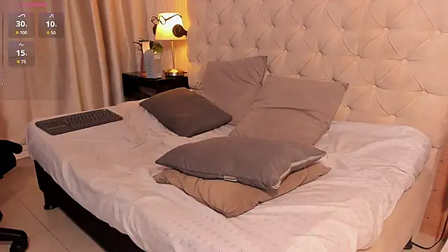 liam twiink online show from March 12, 3:23 am