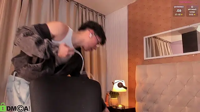 liam twiink online show from March 6, 2:50 am