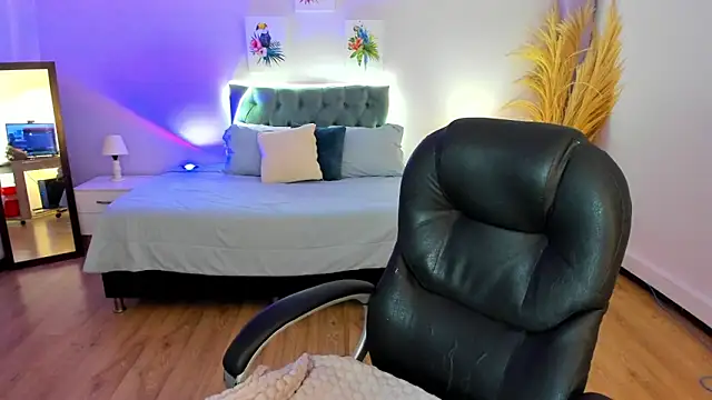 Samara Hilton 2 online show from September 24, 7:53 pm