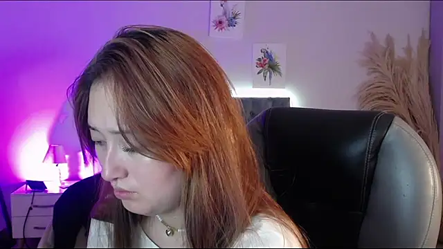 Samara Hilton 2 online show from December 4, 7:51 am